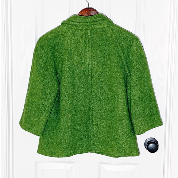 Bright Kelly Green Boucle Cropped Jacket Size M - Picture 7 of 7